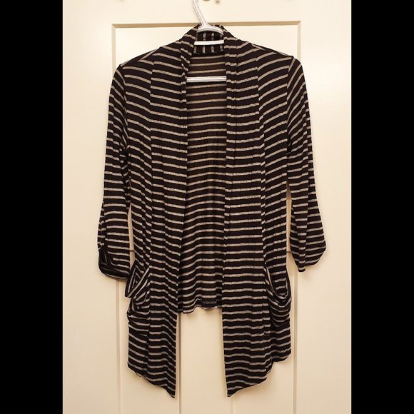 Black and grey stripe 3/4 sleeve blanket cardigan with pockets - Picture 1 of 3